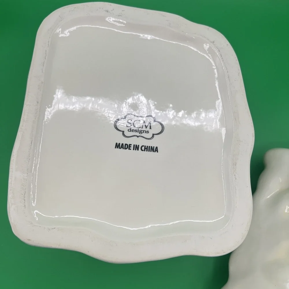 SCM Designs Snow Covered House‎ Ceramic Cookie Jar with snowman tree clean GHA3.